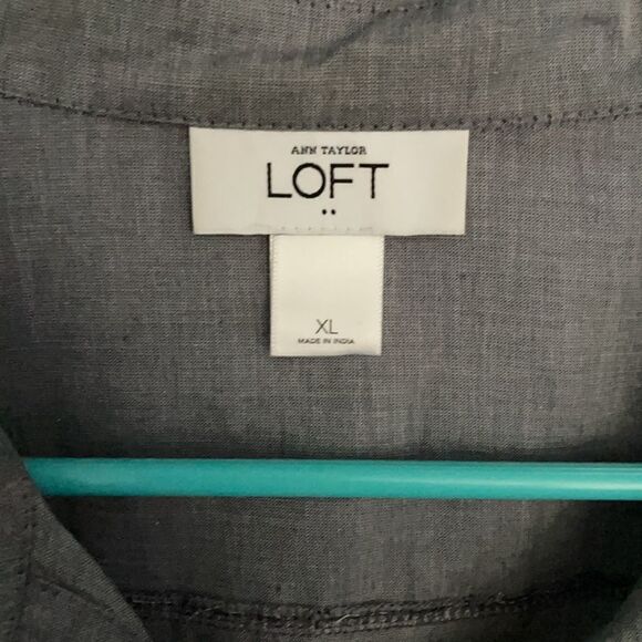 Ann Taylor Loft XL Long Sleeve Blouse Lightweight - Picture 3 of 7